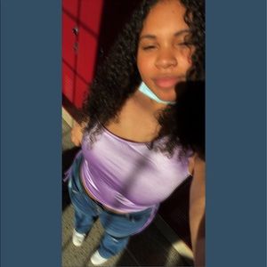 Meet your Posher, Alise